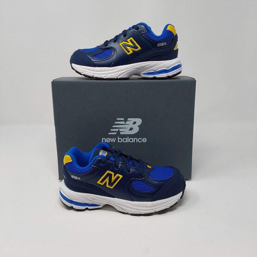 New Balance 2002 Kids 9 Blue Orange Navy Sneakers Shoes IC2002BD NIB